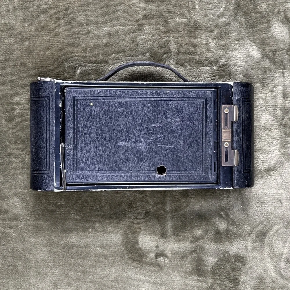 Antique Kodak No. 3A Folding Cartridge Hawk-Eye Model B Camera 122 Film USA